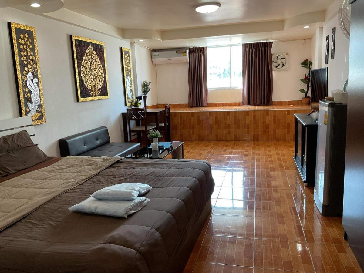 Zappa Guesthouse Паттая Екстер'єр фото