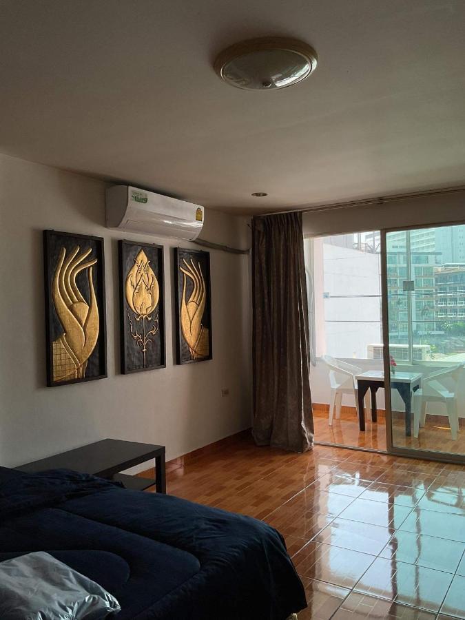 Zappa Guesthouse Паттая Екстер'єр фото